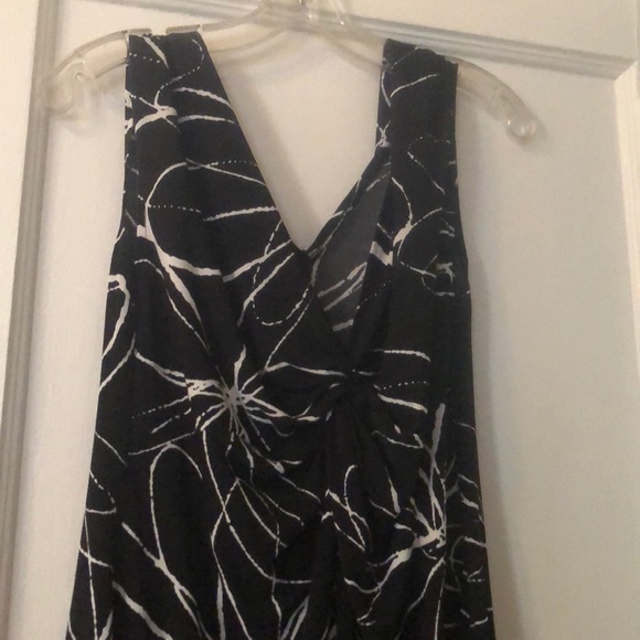 Elegant black with white flowers dress - Picture 3 of 5